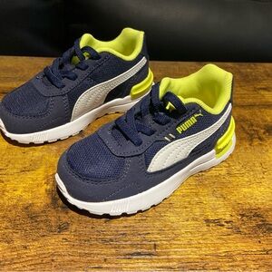 Puma Kids Navy and Neon Yellow Athletic Sneakers
 BRAND NEW NEVER WORN!